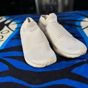 Addidas UltraBOOST 2017 Sneakers Size 11.5
